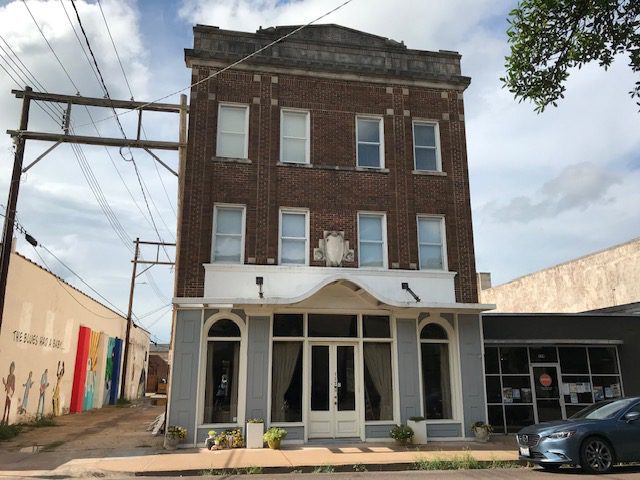 117 East